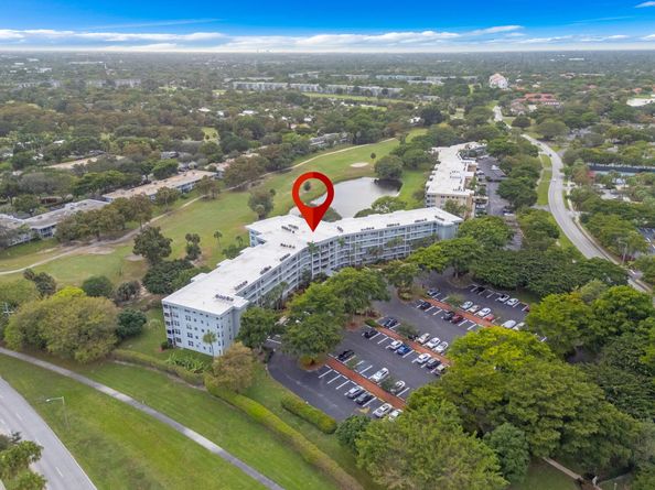 4020 W Palm Aire Dr 312, Pompano Beach FL 33069
