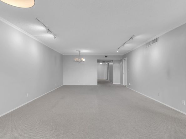 4020 W Palm Aire Dr 312, Pompano Beach FL 33069