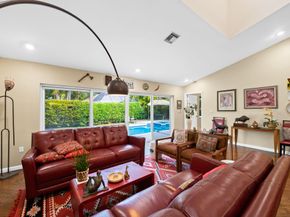 608 Misty Oaks Ln, Pompano Beach FL 33069