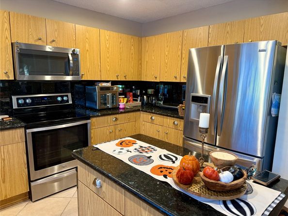 5522 NW 125th Ter, Coral Springs FL 33076