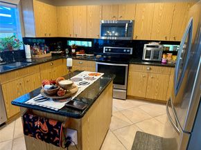 5522 NW 125th Ter, Coral Springs FL 33076