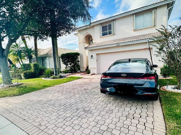 5522 NW 125th Ter, Coral Springs FL 33076