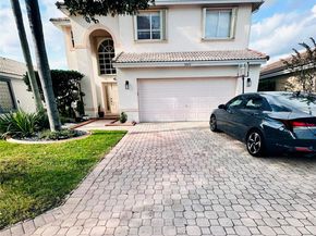 5522 NW 125th Ter, Coral Springs FL 33076