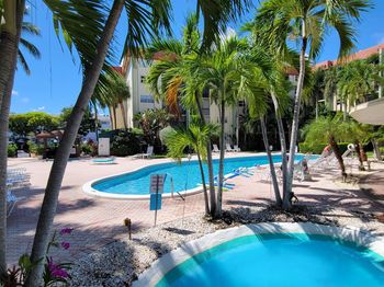 5300 NE 24th Terrace