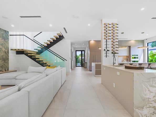 1504 NE 6th Street, Fort Lauderdale FL 33304