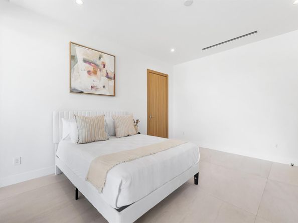 1504 NE 6th Street, Fort Lauderdale FL 33304