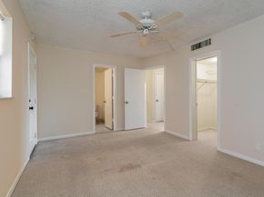 650 Tennis Club Dr 303, Fort Lauderdale FL 33311