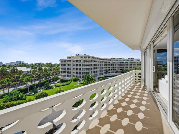100 Sunrise Avenue 520/521, Palm Beach FL 33480