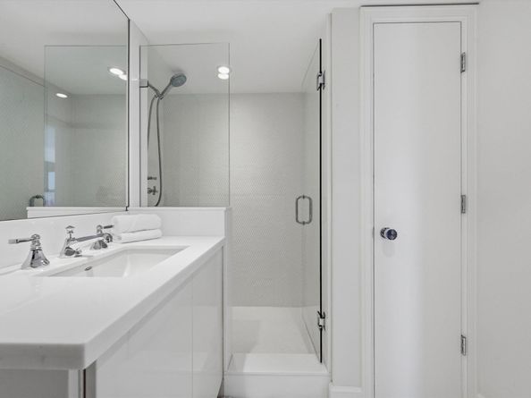 100 Sunrise Avenue 520/521, Palm Beach FL 33480