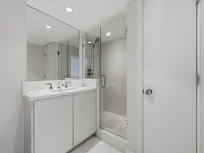 100 Sunrise Avenue 520/521, Palm Beach FL 33480