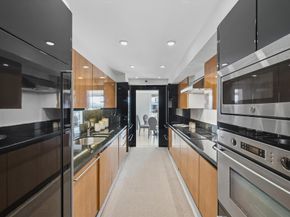 100 Sunrise Avenue 520/521, Palm Beach FL 33480