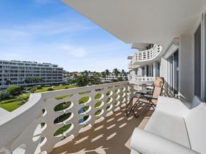 100 Sunrise Avenue 520/521, Palm Beach FL 33480