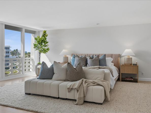 100 Sunrise Avenue 520/521, Palm Beach FL 33480