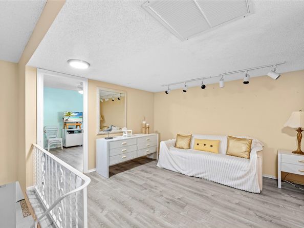 2212 NE 7th St, Hallandale Beach FL 33009