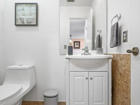 940 SW 96th Avenue, Pembroke Pines FL 33025