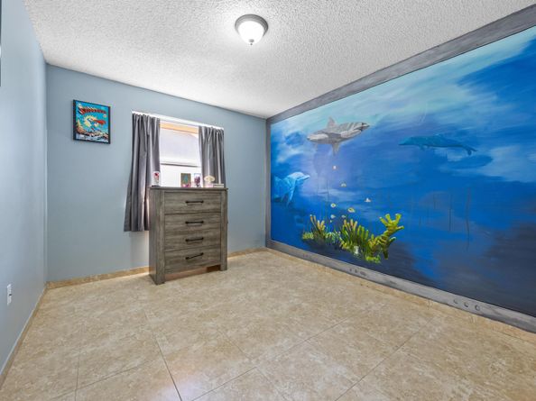 940 SW 96th Avenue, Pembroke Pines FL 33025