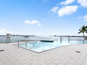 100 Lakeshore Drive 454, North Palm Beach FL 33408