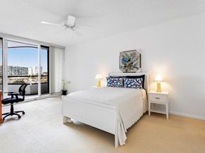 100 Lakeshore Drive 454, North Palm Beach FL 33408