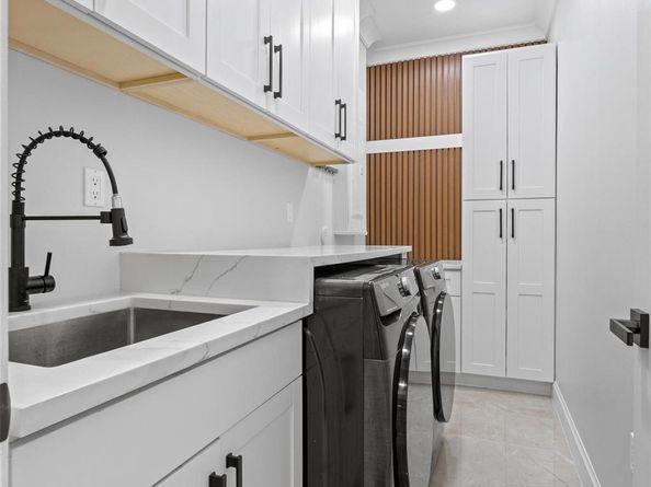 15995 Meadow Wood Drive, Wellington FL 33414