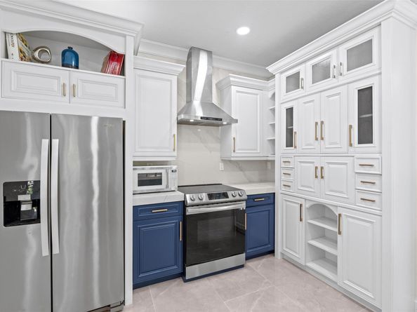 15995 Meadow Wood Drive, Wellington FL 33414