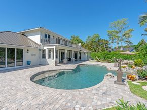 15995 Meadow Wood Drive, Wellington FL 33414