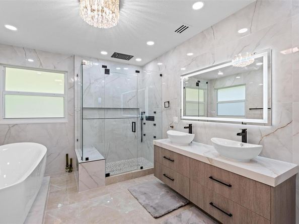 15995 Meadow Wood Drive, Wellington FL 33414