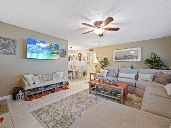 152 High Point Blvd D, Delray Beach FL 33445