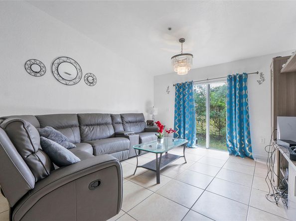 Undisclosed Address #FX-10538025, Pembroke Park FL 33023