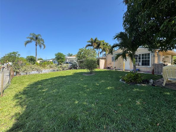 500 NE 59th St, Oakland Park FL 33334
