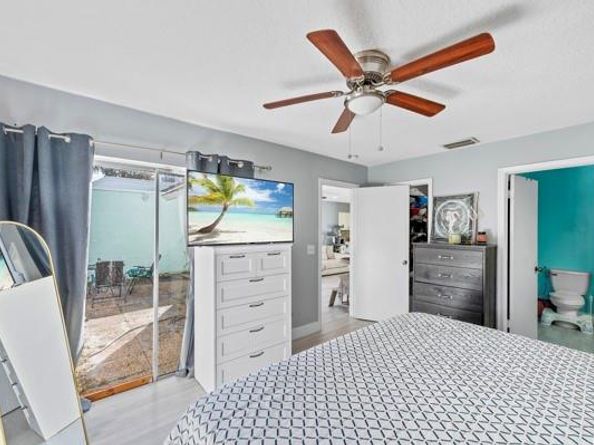 9302 SW 5th St B, Boca Raton FL 33428