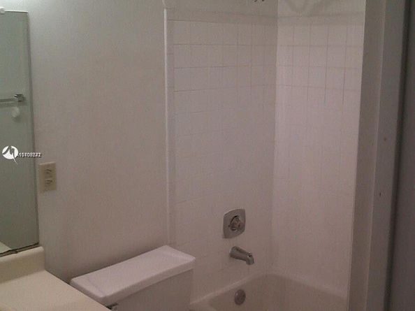 1239 SW 46th Avenue 906, Pompano Beach FL 33069