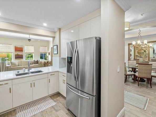 200 NE 2nd Avenue 211, Delray Beach FL 33444