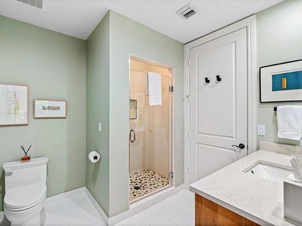 200 NE 2nd Avenue 211, Delray Beach FL 33444