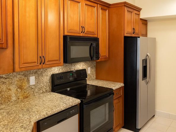 849 SW 158 Te, Pembroke Pines FL 33027