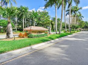 3609 Heron Ridge Ln, Weston FL 33331