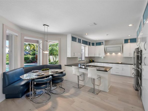 3609 Heron Ridge Ln, Weston FL 33331