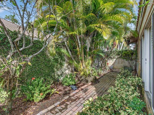 11083 Applegate Lane, Boynton Beach FL 33437