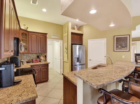 216 Cypress Trace, Royal Palm Beach FL 33411