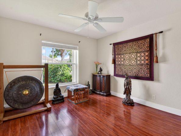 216 Cypress Trace, Royal Palm Beach FL 33411