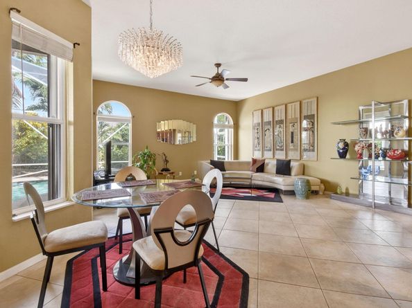 216 Cypress Trace, Royal Palm Beach FL 33411