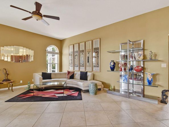 216 Cypress Trace, Royal Palm Beach FL 33411