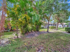 4746 SW 12th Pl, Deerfield Beach FL 33442
