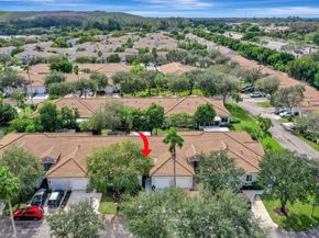 4746 SW 12th Pl, Deerfield Beach FL 33442