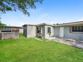 1351 SW 10th Ave, Deerfield Beach FL 33441