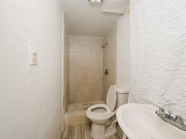 1351 SW 10th Ave, Deerfield Beach FL 33441