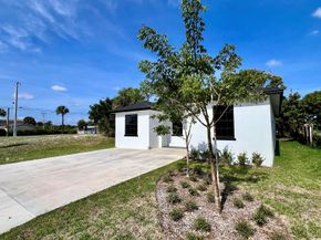 1580 W 32nd Street, Riviera Beach FL 33404