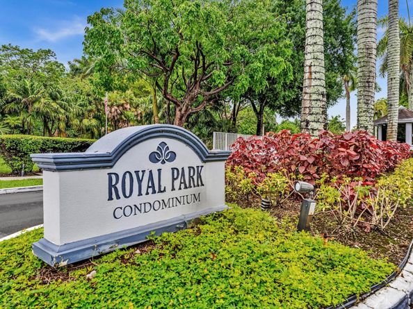 109 Royal Park Dr 2F, Oakland Park FL 33309