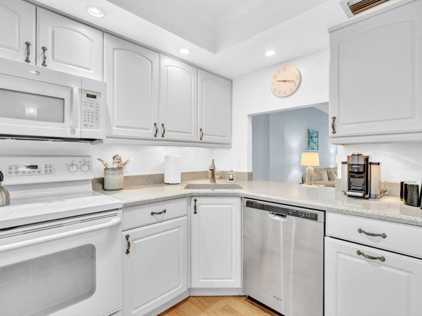 109 Royal Park Dr 2F, Oakland Park FL 33309