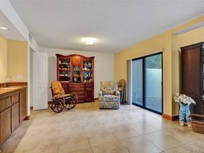 1400 NW 9th Avenue B13, Boca Raton FL 33486