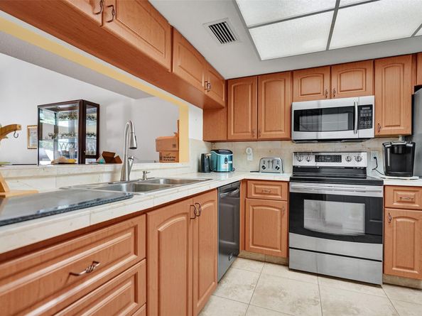 1400 NW 9th Avenue B13, Boca Raton FL 33486